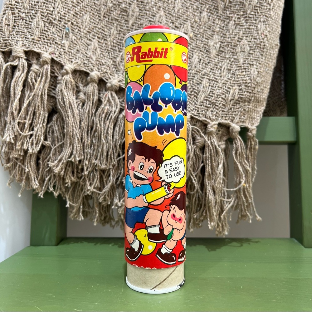 Vintage 1980s Rabbit Balloon Pump